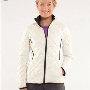 Lululemon Run Turn Around Jacket